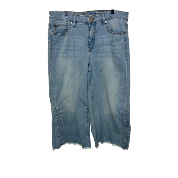 Seven7 Coulotte Release Hem Cropped Jeans Relaxed Barrel Light Wash Denimcore 12 - Picture 1 of 5